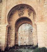 Puerta conocida por Ecijara