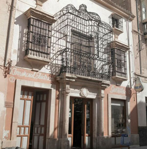 Fachada de la tienda 